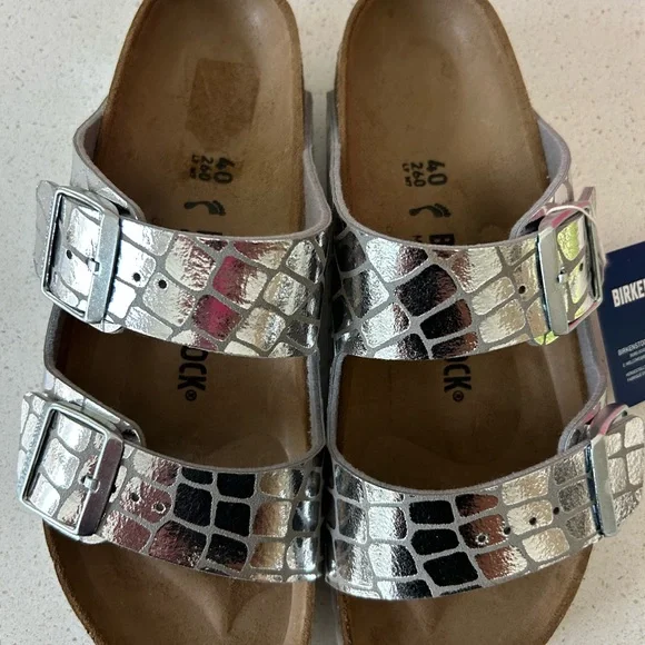 BIRKENSTOCK Arizona Gator Gleam Silver Size 40 US 9 Narrow Fit - Picture 4 of 6